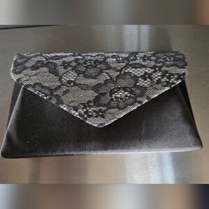 NWOT Jessica McClintock Gunne Sax Silver Lace Satin Clutch